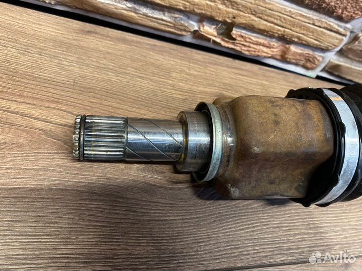 Привод передний правый Лада X-Ray GAN330 21179 Е-5