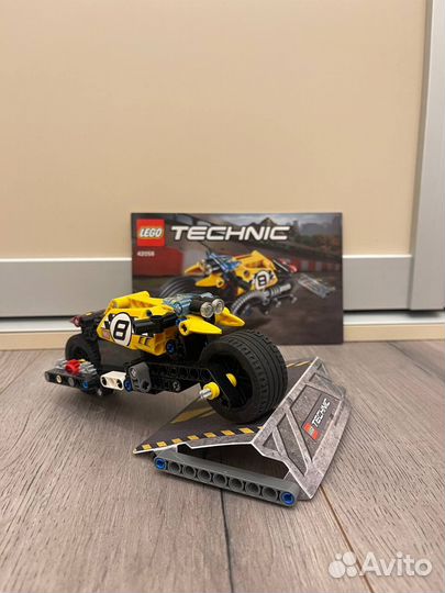 42058 лего Technic Stunt Bike