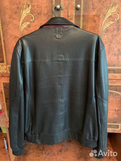 Кожаная куртка