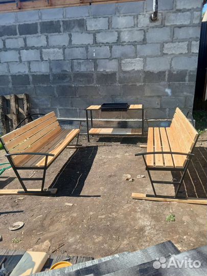 Лавочка садовая