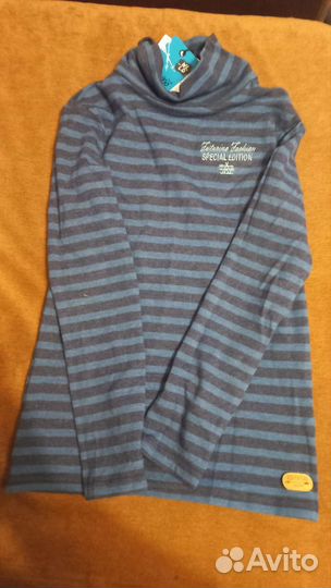 Свитер(водолазка) для мальчика новый синий