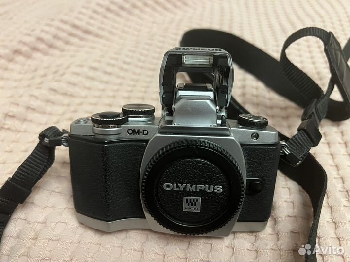 Фотоаппарат Olympus OM-D E-M10
