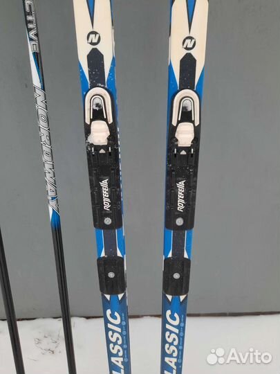 Беговые лыжи 185см, палки-130см