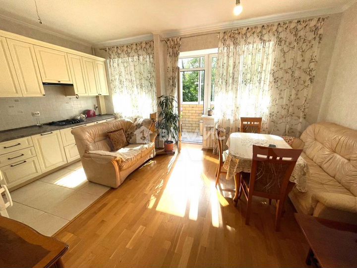 2-к. квартира, 78,9 м², 2/5 эт.