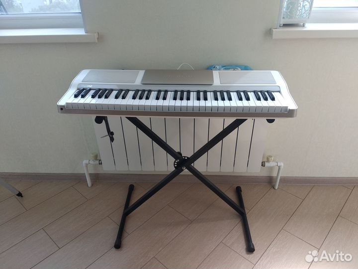 Смарт-синтезатор The One Light Smart Piano