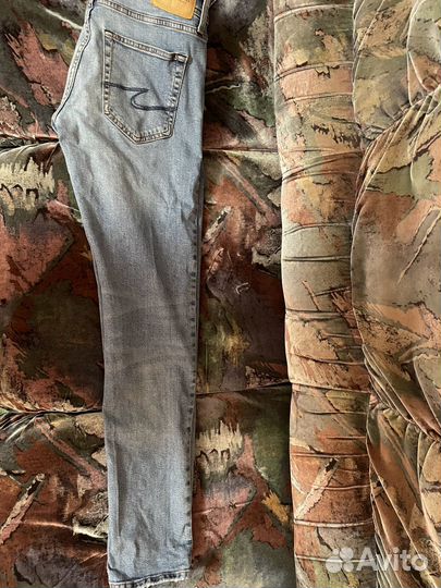 Джинсы