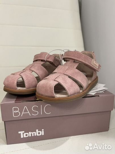 Сандалии для девочки