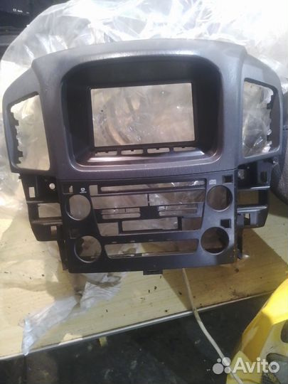 Рамка на toyota Harrier