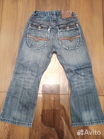 Джинсы Guess