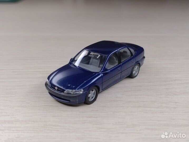 A26.4) Opel Vectra B (1995-2002) темно-синий