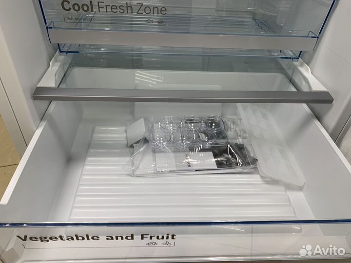 Холодильник bosch новый