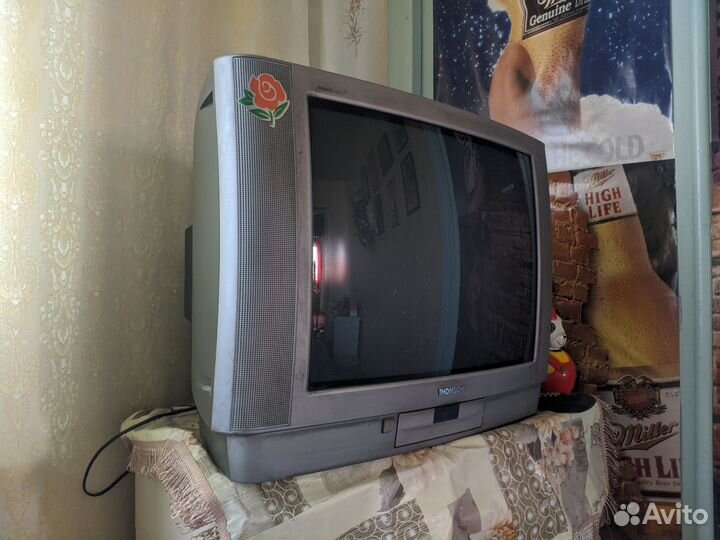 ЭЛТ телевизон thomson 21DG13KG