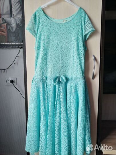 Нарядное женское платье 42