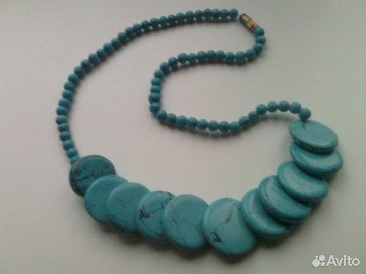 Бусы из бирюзы