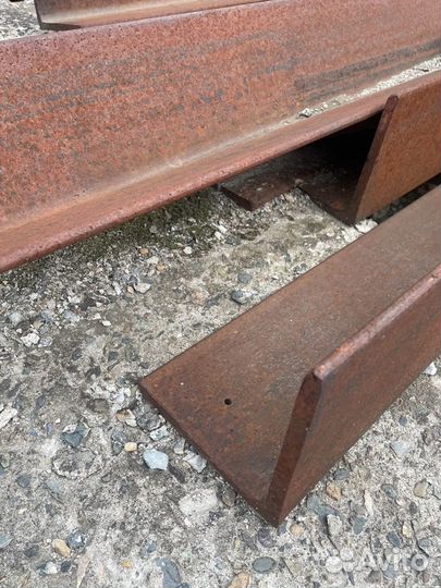 Уголок стальной бу