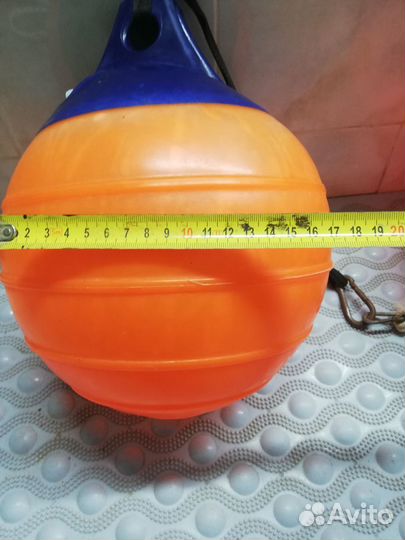 Буй-кранец Castro