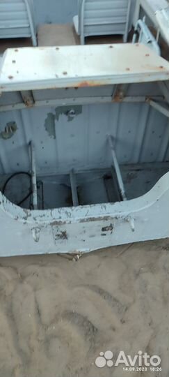 Продаётся лодка прогресс 2м