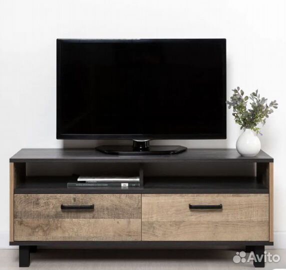 Тумба под телевизор