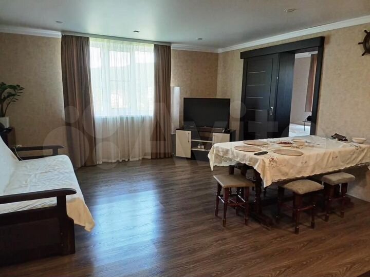 Дом 74,9 м² на участке 1 сот.