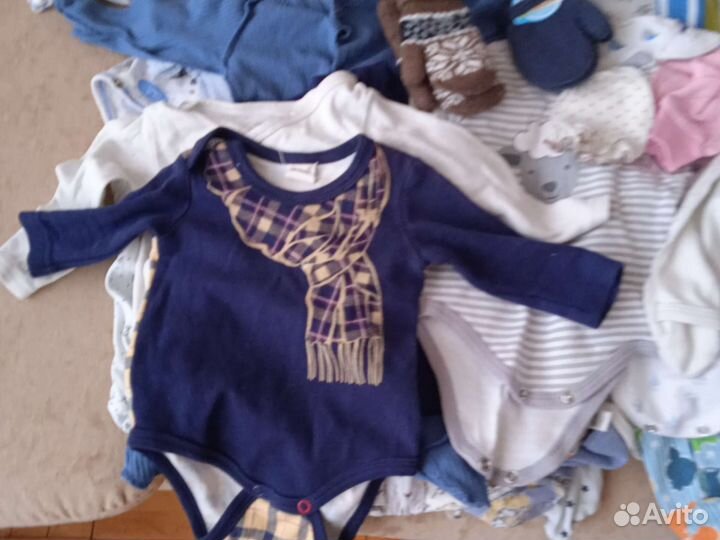 Детские вещи для новорожденных вся куча