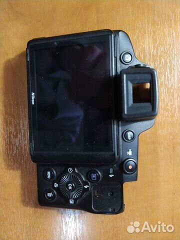 Экран на Nikon P510