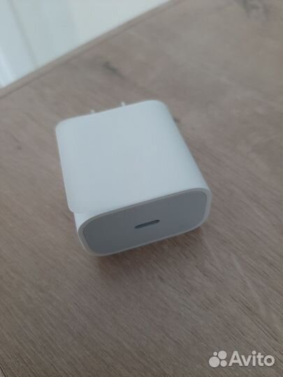 Адаптер питания Apple USB 20W