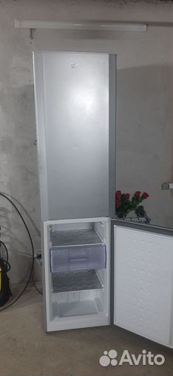 Холодильник