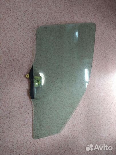 Стекло ммс Аиртрек правое переднее