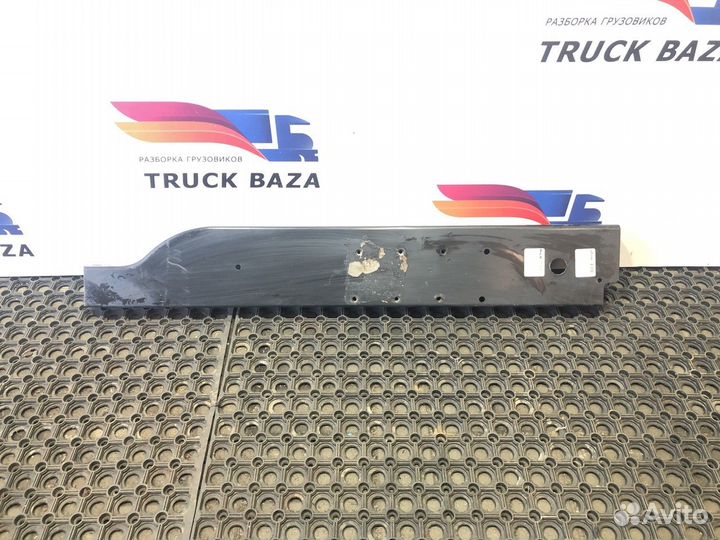 81061400213 Боковая часть радиатора левая Man TGX