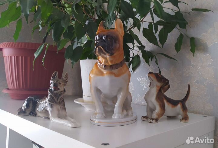 Фарфоровая статуэтка СССР собака большая