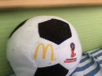 Игрушка мяч в колоборации FIFA и McDonald's