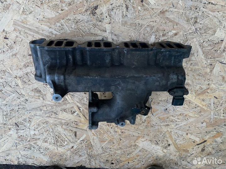 Впускной коллектор Ssangyong Kyron D20DT 2008