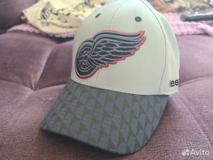 Кепка бейсболка Detroit red wings