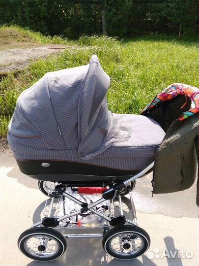 Продам детскую коляску 2в1