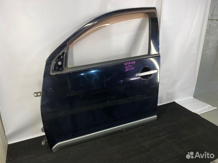 Передняя Левая Дверь Mitsubishi Outlander XL