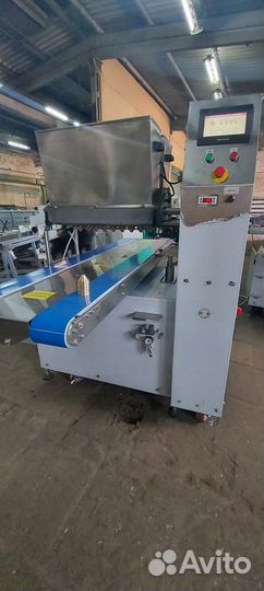 Тестоотсадочная машина для производства печенья