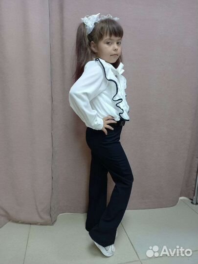 Школьная форма (Блузка и брюки)