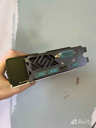 Видеокарта Sapphire nitro+ RX570 8G OC