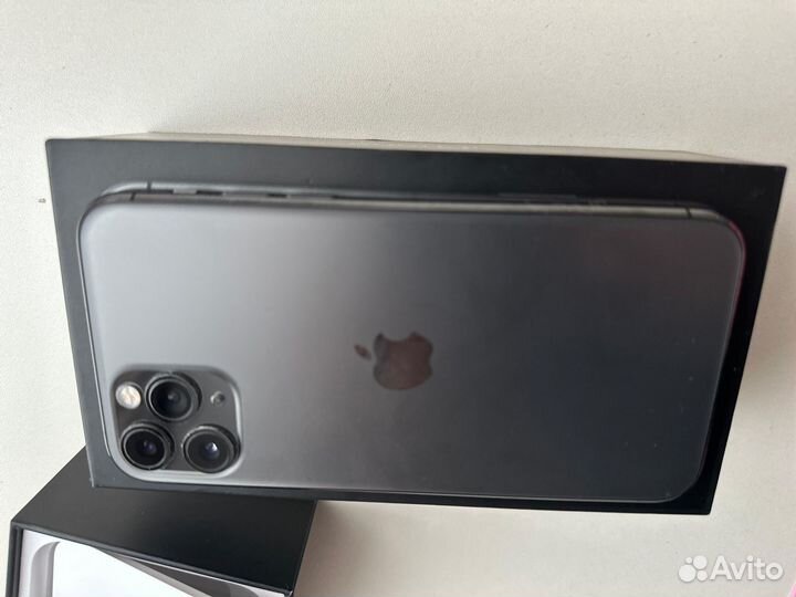 iPhone 11 Pro, 256 ГБ