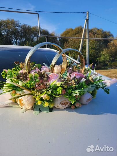 Свадебные украшения на машину