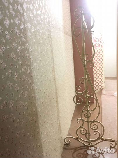 Вешалка напольная