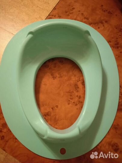 Сидушка на унитаз для детей новая и горшок