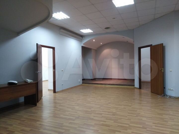 Сдам помещение свободного назначения, 216 м²