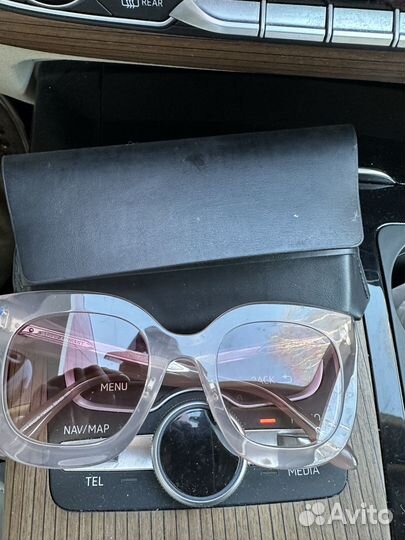 Солнцезащитные очки женские