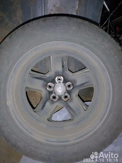 Bridgestone Dueler H/T 215/60 R17 96