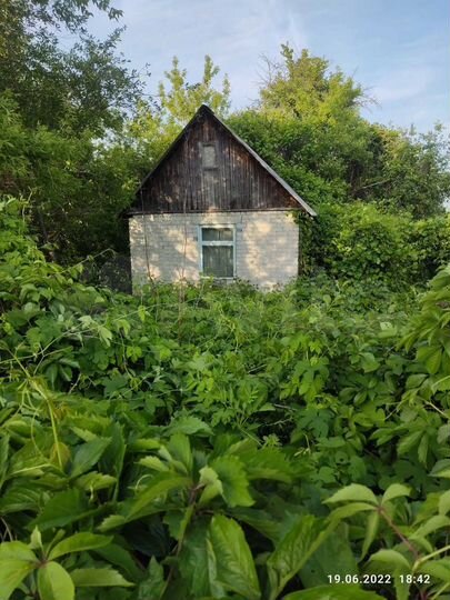 Дача 12,8 м² на участке 6,2 сот.