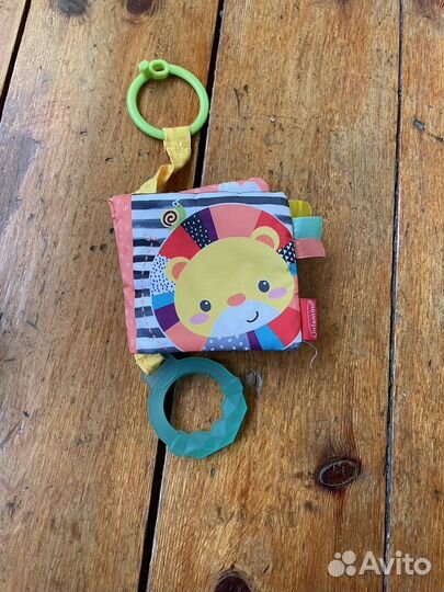 Игрушки развивающие для малышей