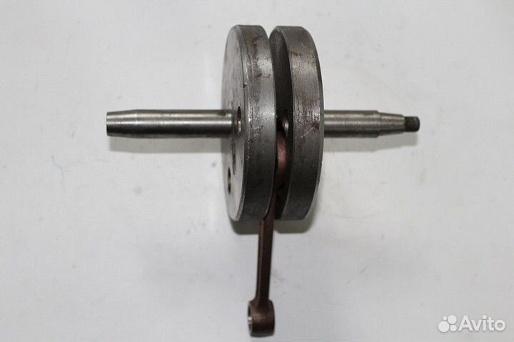 Коленвал Минск нов.обр. под мах.генератор (2 длинн