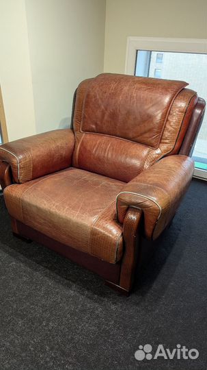 Кресло кожанное бу