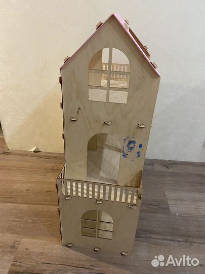 Домик кукольный